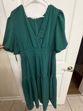 Elegant Teal Green V-Neck Maxi Dress